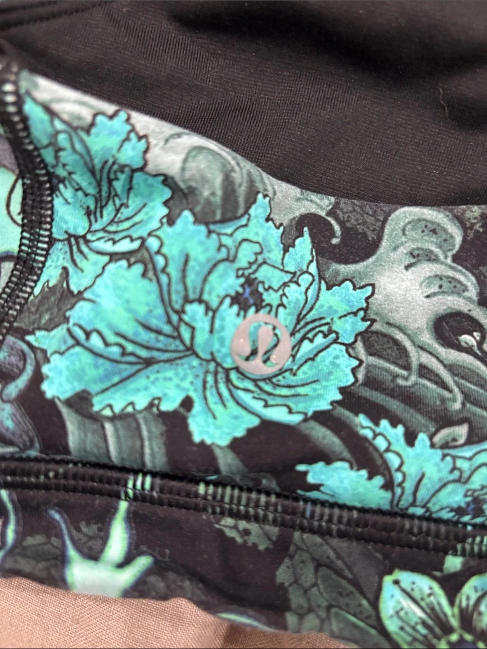 lululemon athletica Racerback Sports Bra size 12 chrysanthemum floral